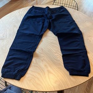 Patagonia L “Baggies” Pant.
